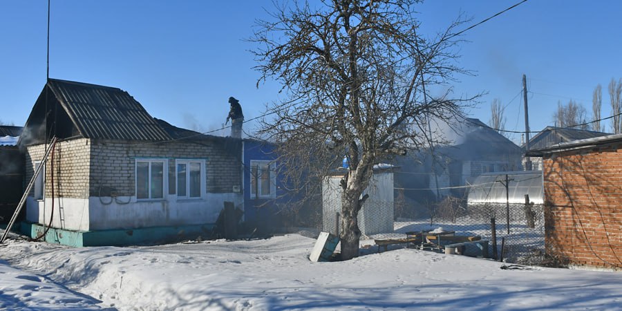 Пожар в Аткарске оставил без крова 4 семьи