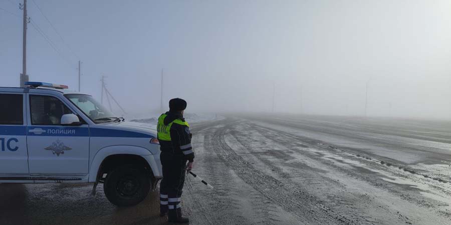 В ГИБДД предупредили саратовских водителей о тумане с видимостью 150 метров