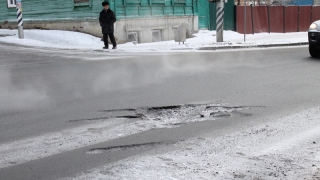 Техника оставила ловушки на дорогах по Соколовой и Большой Горной