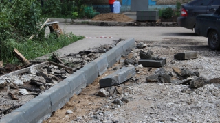 В Балакове нарушаются строительные правила при ремонте дворов