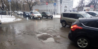 На улицы Астраханскую и Техническую снова вернулись ямы