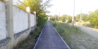 В Саратове новые тротуары появляются даже в малоиспользуемых пешеходами местах