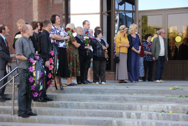В Саратове прощались с заслуженной артисткой РФ Валентиной Строгановой