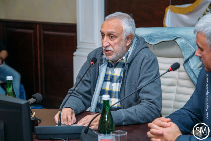 Кинорежиссер Николай Досталь встретился со студентами СГЮА