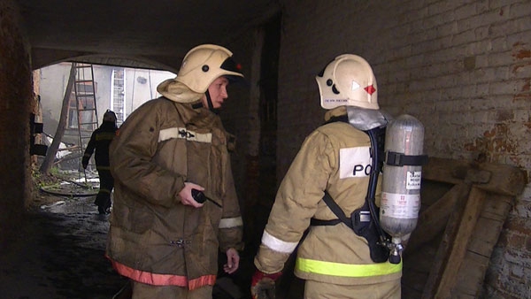 Пожар на Некрасова локализован, площадь возгорания составила 200 кв. м