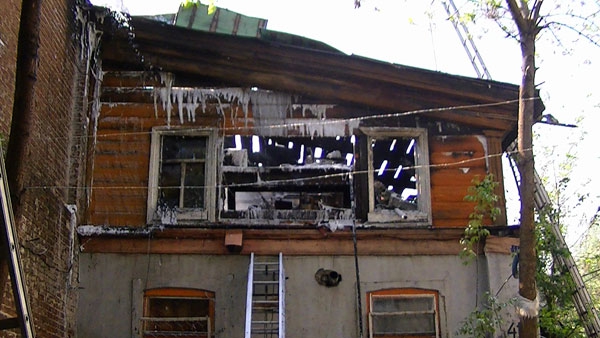 Пожар на Некрасова локализован, площадь возгорания составила 200 кв. м