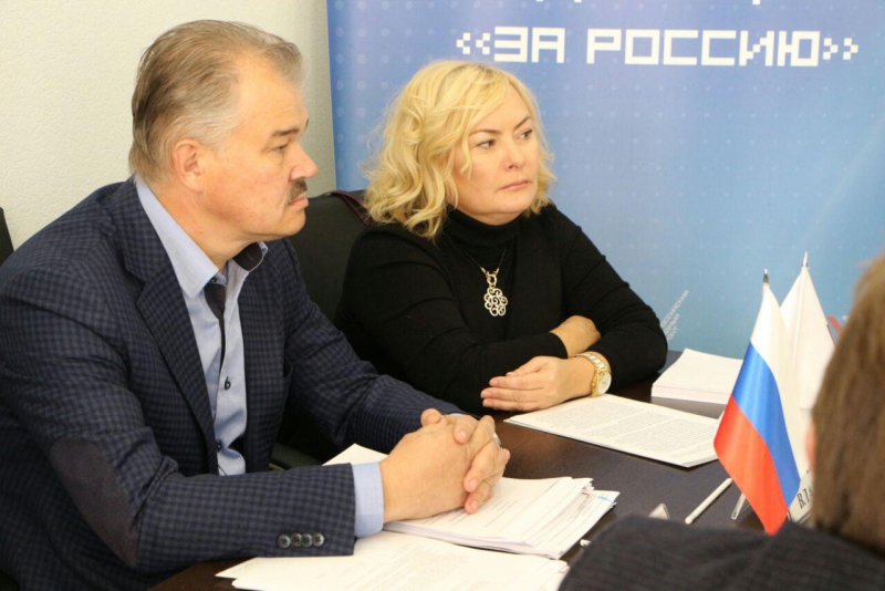 Прокуратура Саратова требует отменить согласование с властями дизайна вывесок