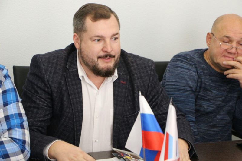 Прокуратура Саратова требует отменить согласование с властями дизайна вывесок