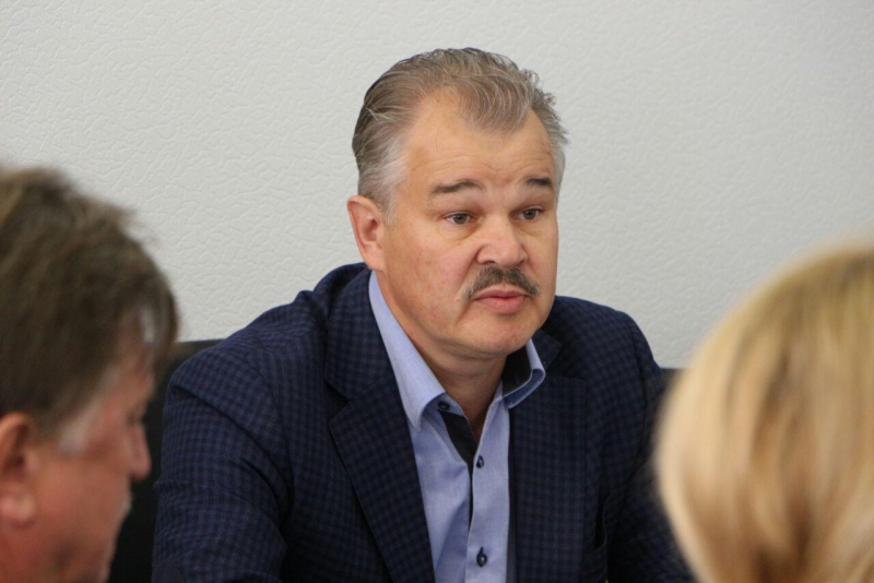 Прокуратура Саратова требует отменить согласование с властями дизайна вывесок