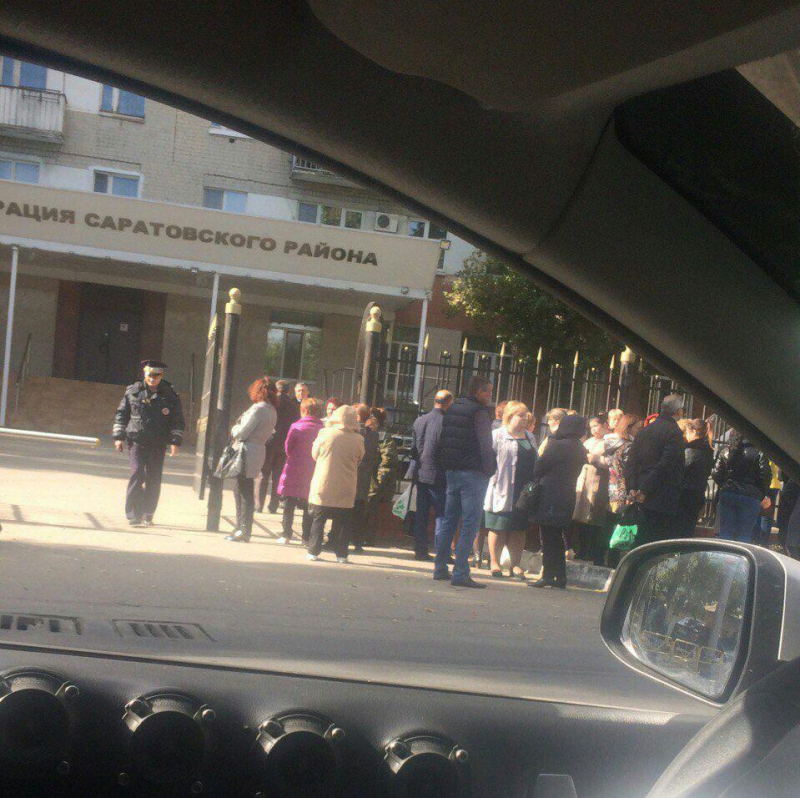 В Саратове «заминированы» вузы, школы, торговые центры