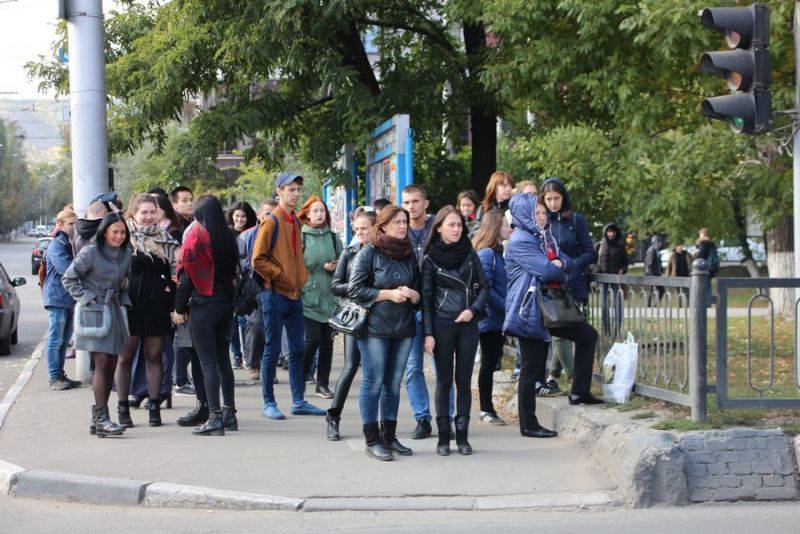 Вторая волна эвакуаций. В районе Сенного рынка образовались «глухие пробки»