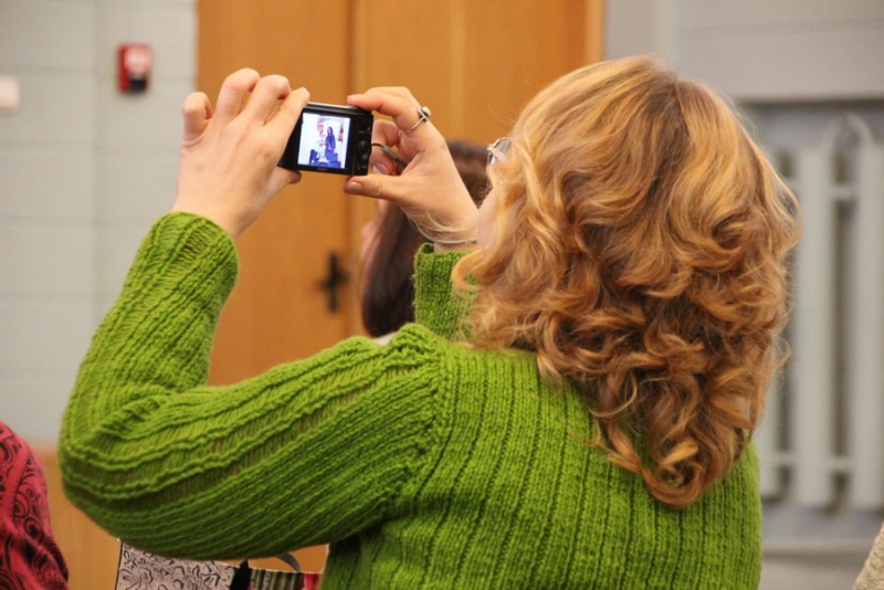 Александра Маринина в Саратове: Мне нужно не вдохновение, а чугунное мягкое место