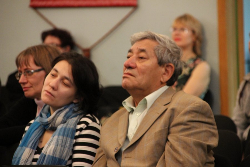 Александра Маринина в Саратове: Мне нужно не вдохновение, а чугунное мягкое место