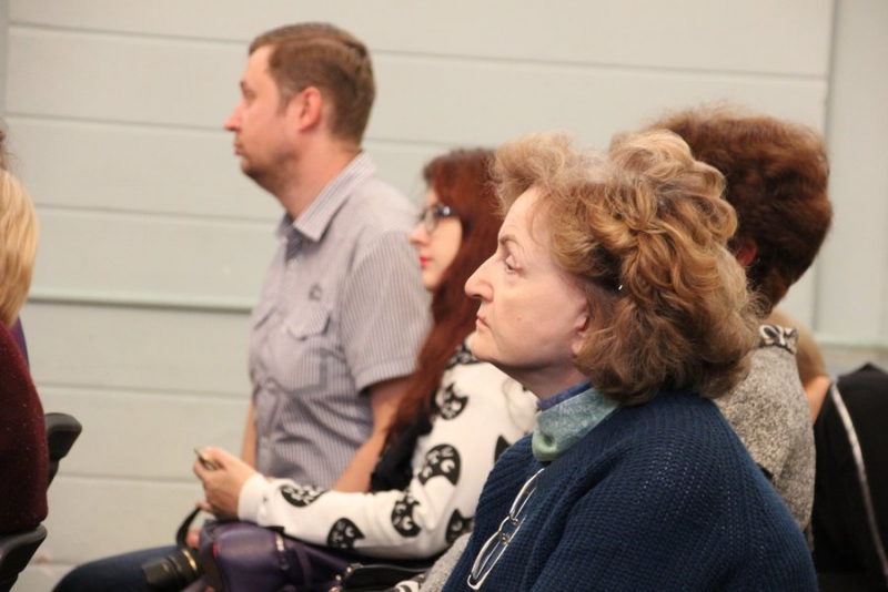 Александра Маринина в Саратове: Мне нужно не вдохновение, а чугунное мягкое место