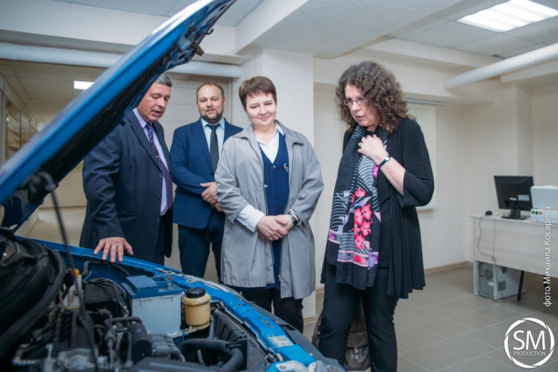 Александра Маринина встретилась со студентами СГЮА