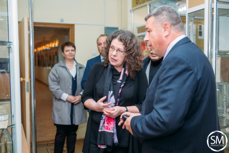 Александра Маринина встретилась со студентами СГЮА