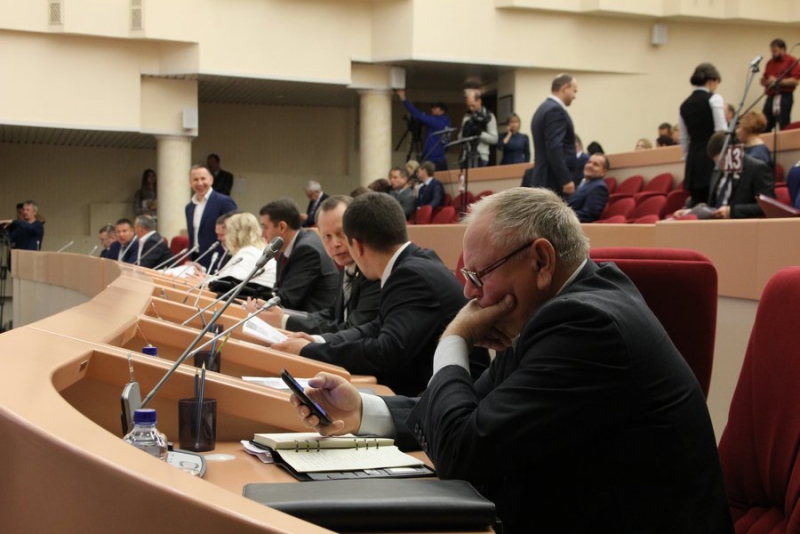 В Саратовской области согласовали кандидатуры зампредов правительства