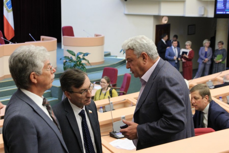 В Саратовской области согласовали кандидатуры зампредов правительства