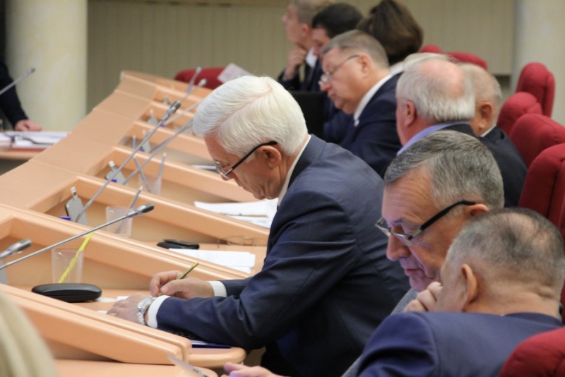 В Саратовской области согласовали кандидатуры зампредов правительства