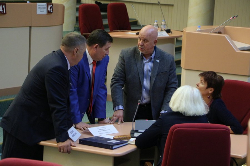 Депутаты гордумы утвердили дату конкурса по выборам главы Саратова