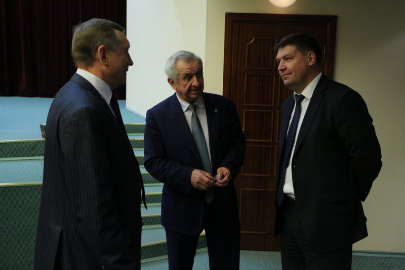 Депутаты гордумы утвердили дату конкурса по выборам главы Саратова