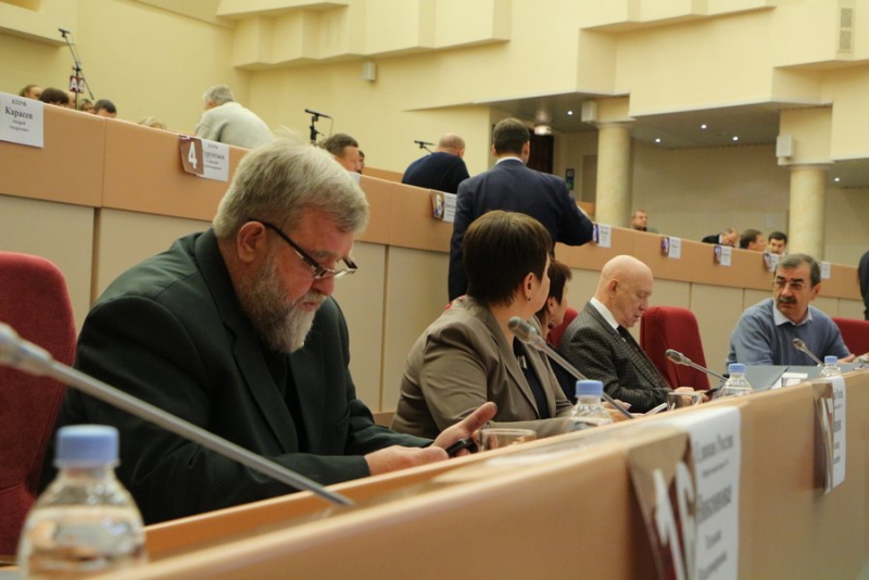 Депутаты гордумы утвердили дату конкурса по выборам главы Саратова