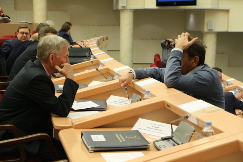 Депутаты гордумы утвердили дату конкурса по выборам главы Саратова