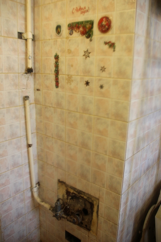 На месте гибели двух человек на Мясницкой нашли незаконную газовую трубу