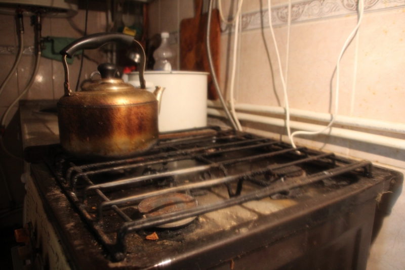 На месте гибели двух человек на Мясницкой нашли незаконную газовую трубу