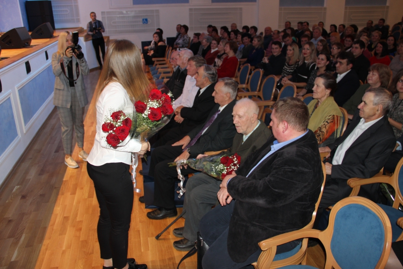 Научно-производственный центр «Алмаз-Фазотрон» отметил 20-летие в саратовской филармонии