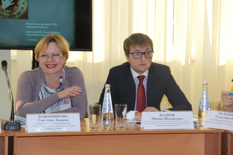 Эксперты признали, что в Саратовской области нет своей уникальной сувенирной продукции