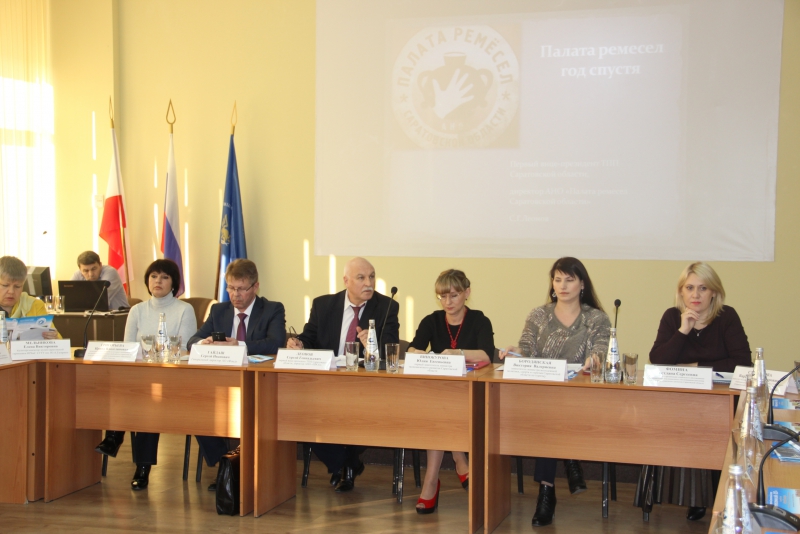 Эксперты признали, что в Саратовской области нет своей уникальной сувенирной продукции