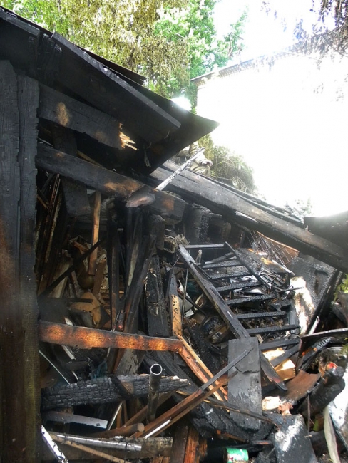 Потушен пожар у здания полиции