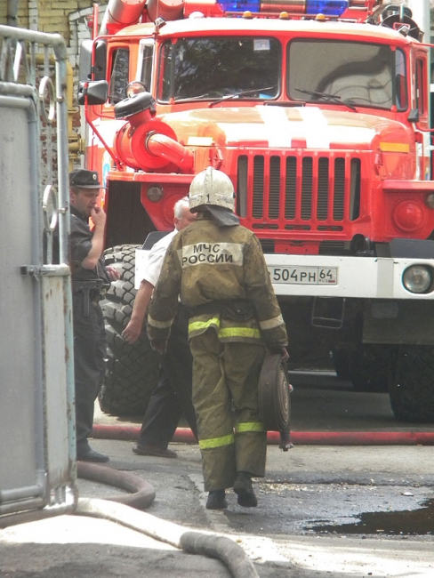 Потушен пожар у здания полиции