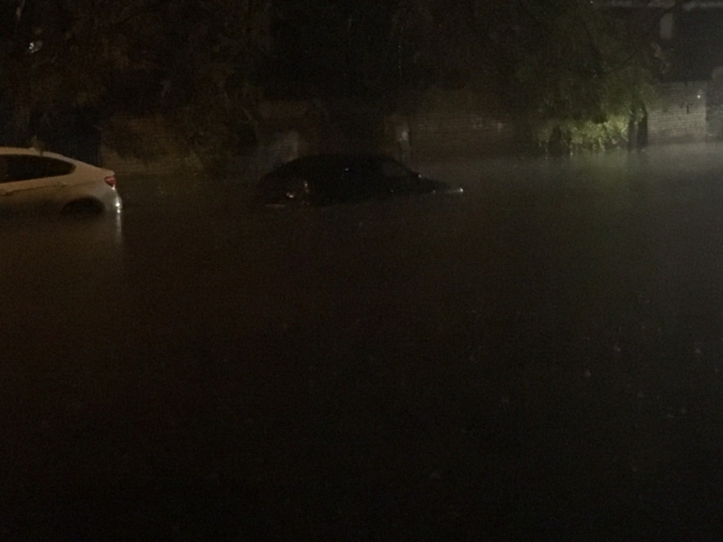 Саратовцы делятся фотографиями вечернего потопа