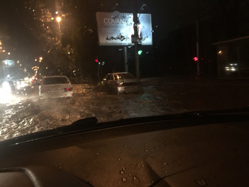 Саратовцы делятся фотографиями вечернего потопа