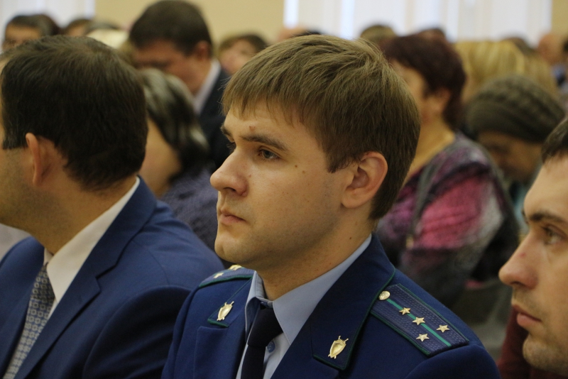 Участники публичных слушаний в считанные минуты поддержали 15 поправок в устав Саратова