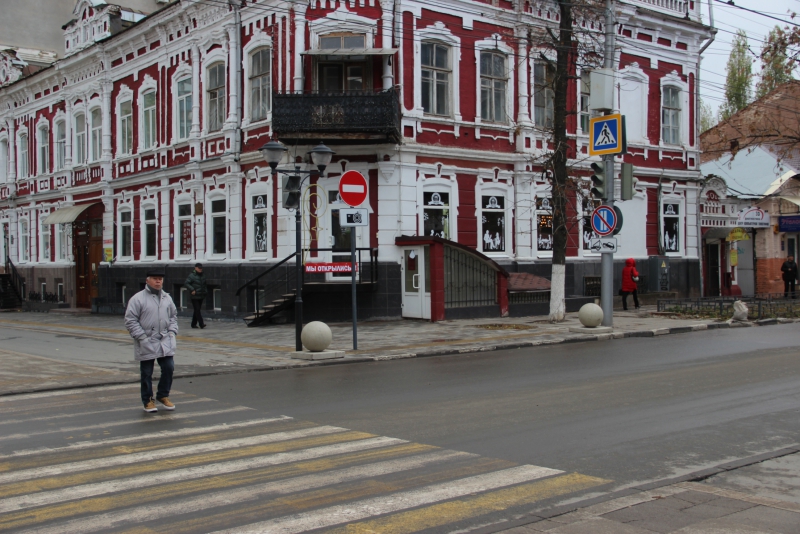 В центре Саратова появились новые светофоры