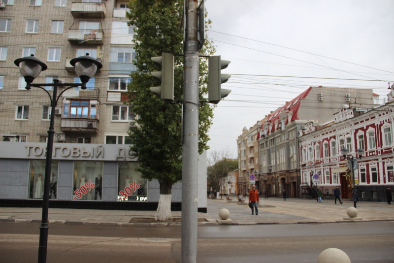 В центре Саратова появились новые светофоры