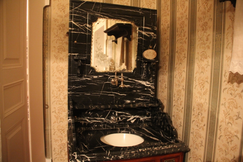 Ночь искусств. В Энгельсе показали авангард и Швамбранию