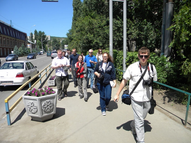 Охранники табачной фабрики отнимали камеру у оператора-общественника