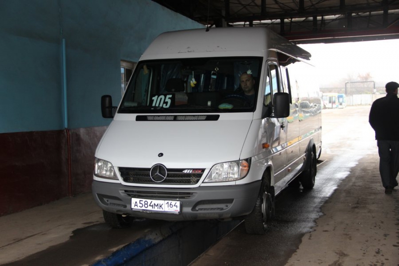 В Саратове водителей автобусов пугают видеокадрами со страшными ДТП