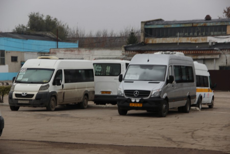 В Саратове водителей автобусов пугают видеокадрами со страшными ДТП