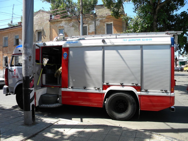 В центре Саратова горит внедорожник