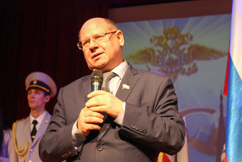 В ГУ МВД наградили особо отличившихся сотрудников полиции