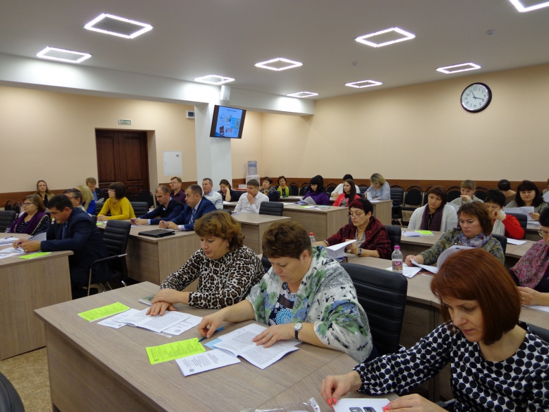 Эконом совместно с минфином области проводит выездные семинары по управлению муниципальными финансами