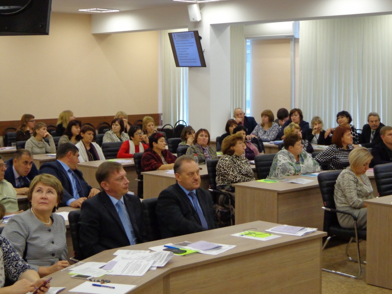 Эконом совместно с минфином области проводит выездные семинары по управлению муниципальными финансами