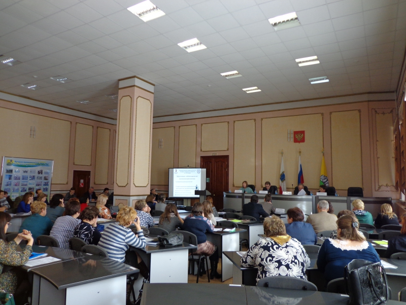 Эконом совместно с минфином области проводит выездные семинары по управлению муниципальными финансами