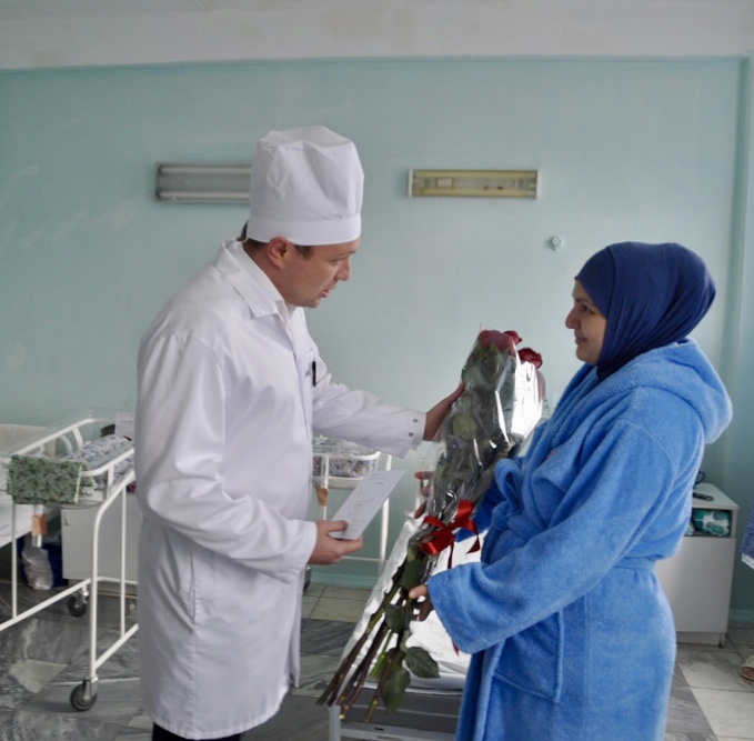 В Перинатальном центре 8-й горбольницы отпраздновали День матери