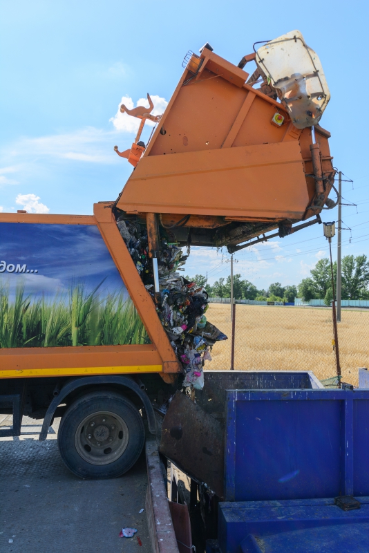 Из Марксовского района вывезено 150 тысяч кубометров коммунальных отходов